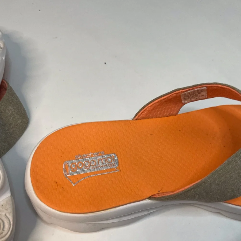 Skechers Gogamat Tan and Orange Casual Sandals - Picture 3 of 4